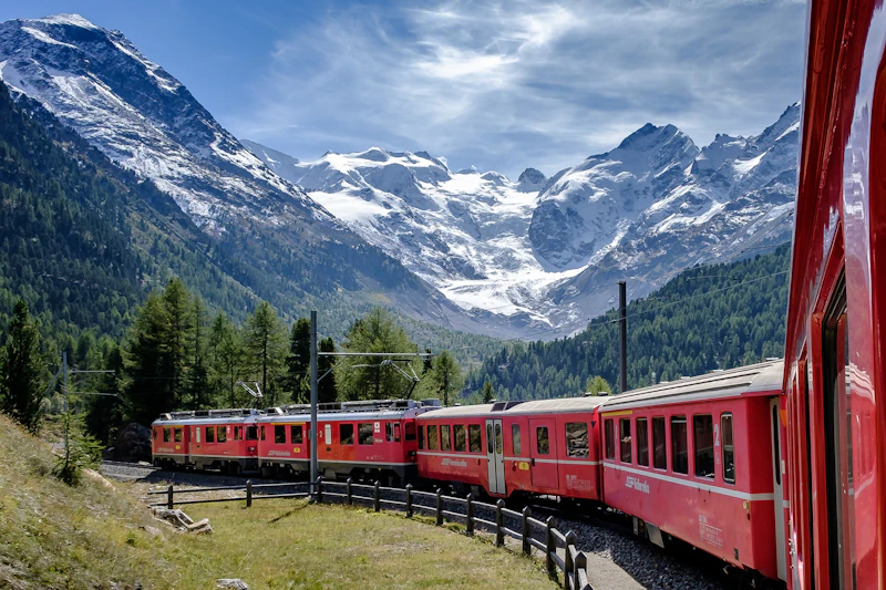 Montanhas nevadas dos Alpes Suíços